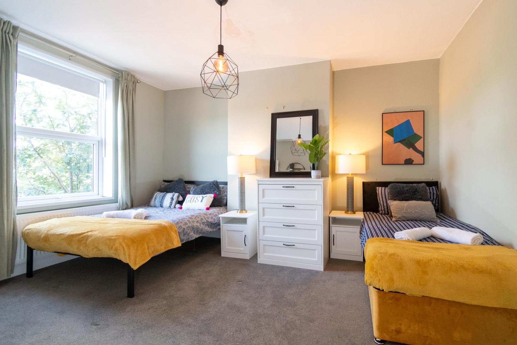 Host & Stay - Argie House Leeds  Bagian luar foto